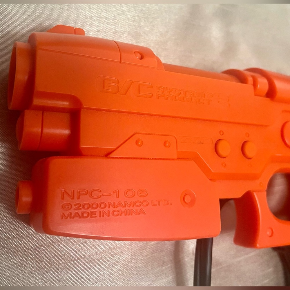 Game controller - Picture 3 of 3